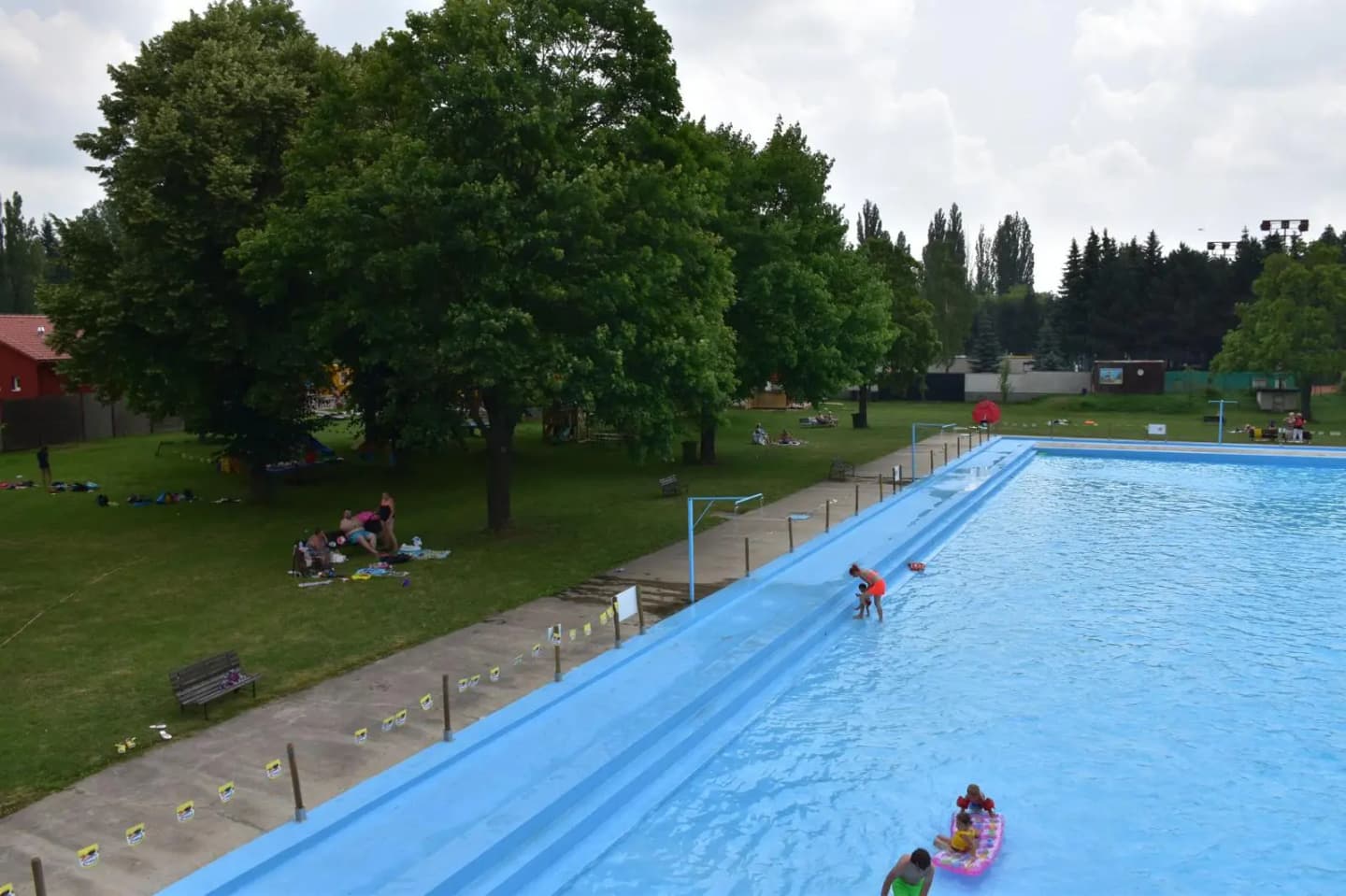 Koupaliště Čakovice